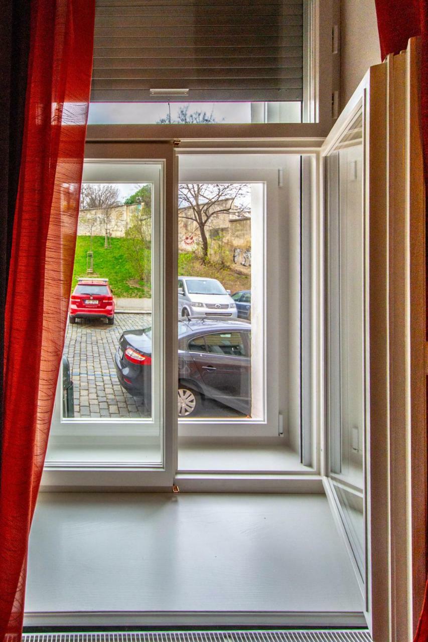 Ruterra Apartments By Cathedral Praga Exterior foto
