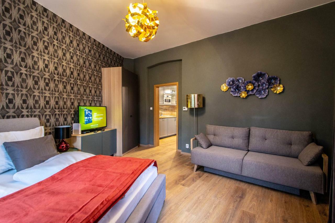 Ruterra Apartments By Cathedral Praga Exterior foto